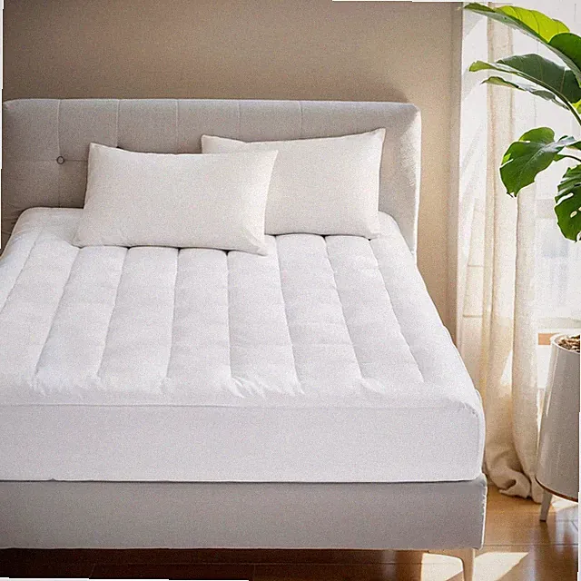 Madison Park Cloud Soft Plush Overfilled Mattress Pad White Full Size