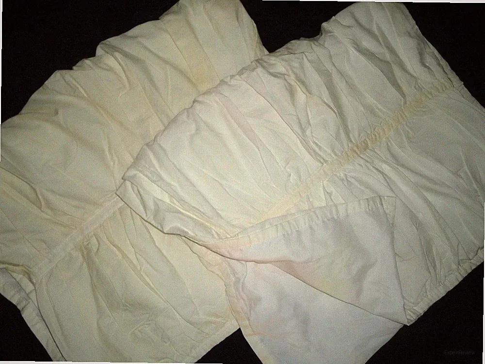 MADISON PARK RUCHED CREAM COUNTRY COTTAGE (2) KING PILLOW SHAMS 20 X 36