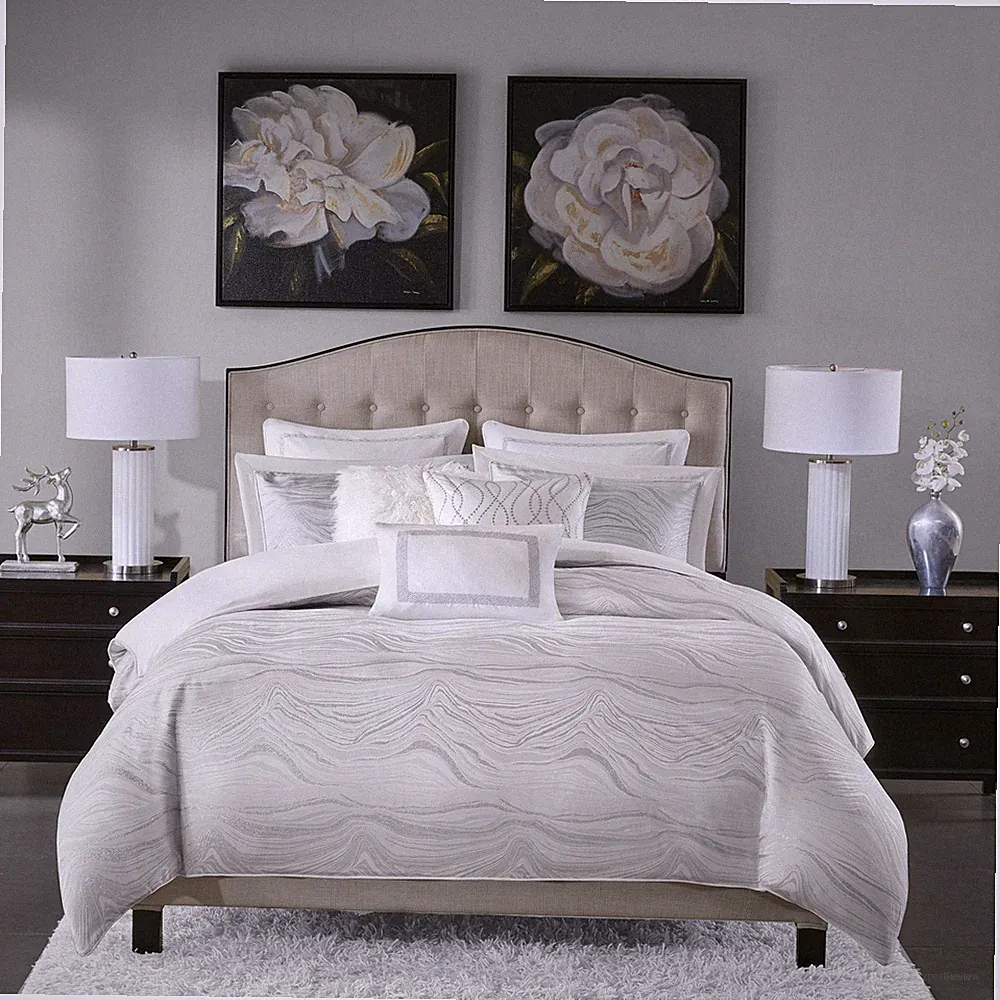 Madison Park signature bedding