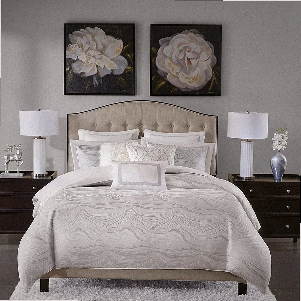 Madison Park Signature Hollywood Glam Cozy Comforter Set - All Season Bedding...